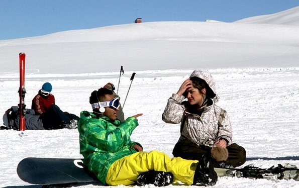 Ski-in-Iran-by-Shahrzad-Miri9